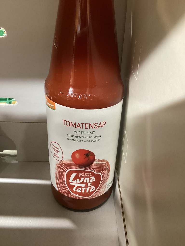 Jus de tomate avec du sel 700 ml