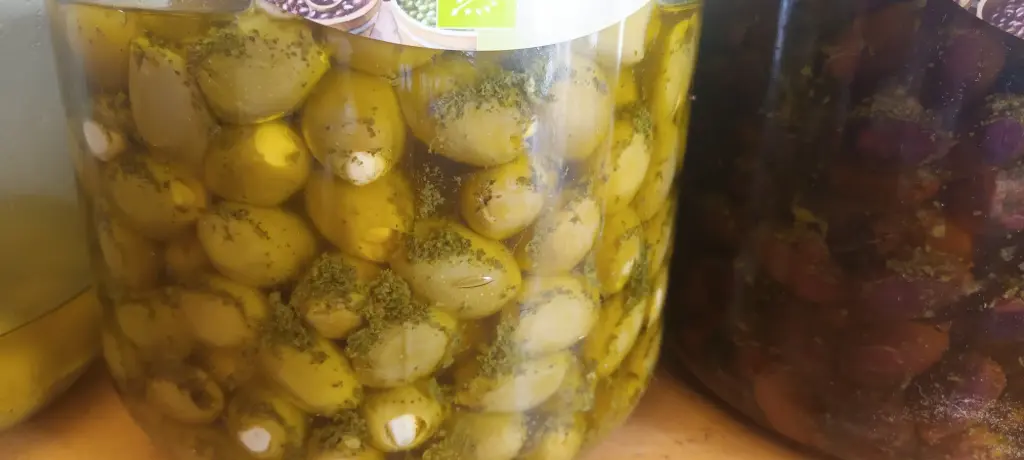 Olives à l´ail vrac