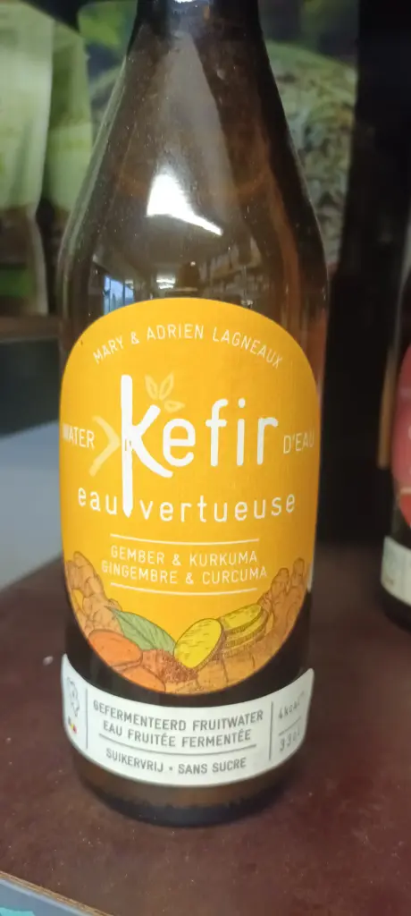 Eau fruitée fermentée kéfir gingembre et curcuma sans sucre 33cl