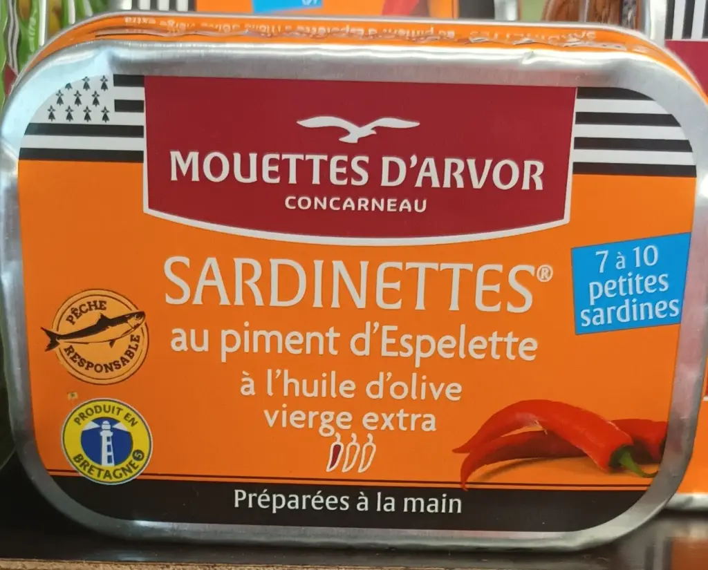 Sardinettes au piment d’Espelette et à l’huile d’olive extra vierge 