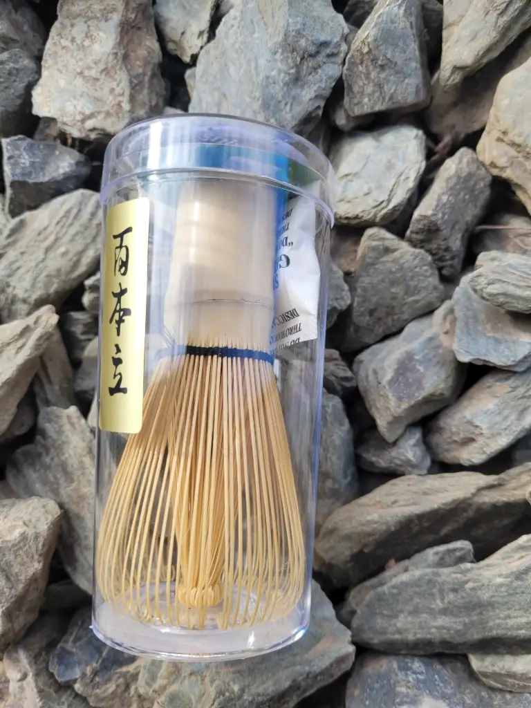 Fouet pour matcha en bambou